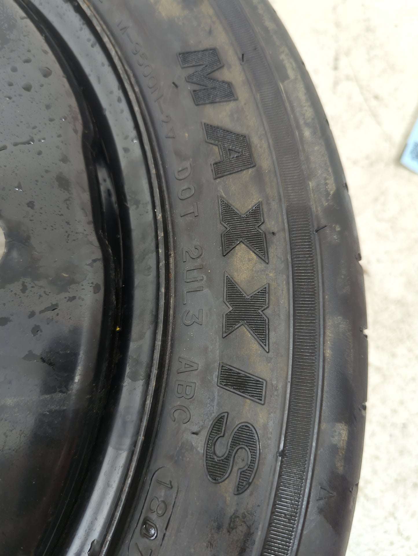2008 Saturn Vue Spare Donut Tire Wheel Rim Oem - Oemusedautoparts1.com