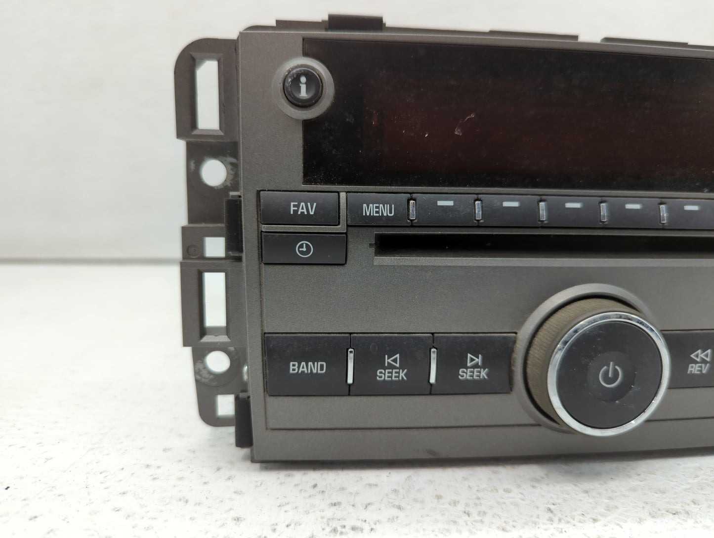 2008 Saturn Vue Radio AM FM Cd Player Receiver Replacement P/N:25956992 Fits OEM Used Auto Parts - Oemusedautoparts1.com