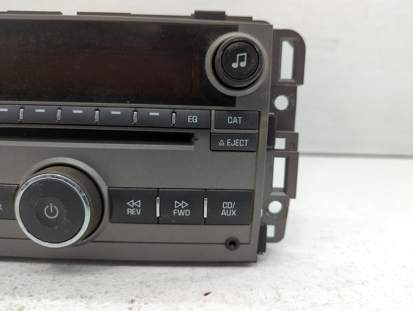 2008 Saturn Vue Radio AM FM Cd Player Receiver Replacement P/N:25956992 Fits OEM Used Auto Parts - Oemusedautoparts1.com