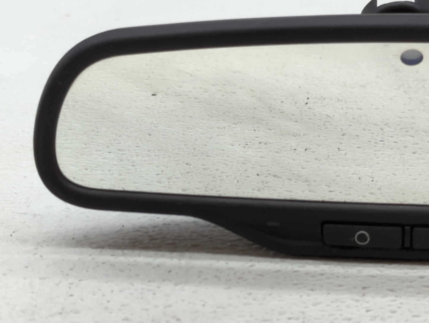 2008 Saturn Vue Interior Rear View Mirror Replacement OEM P/N:E11025898 Fits OEM Used Auto Parts - Oemusedautoparts1.com
