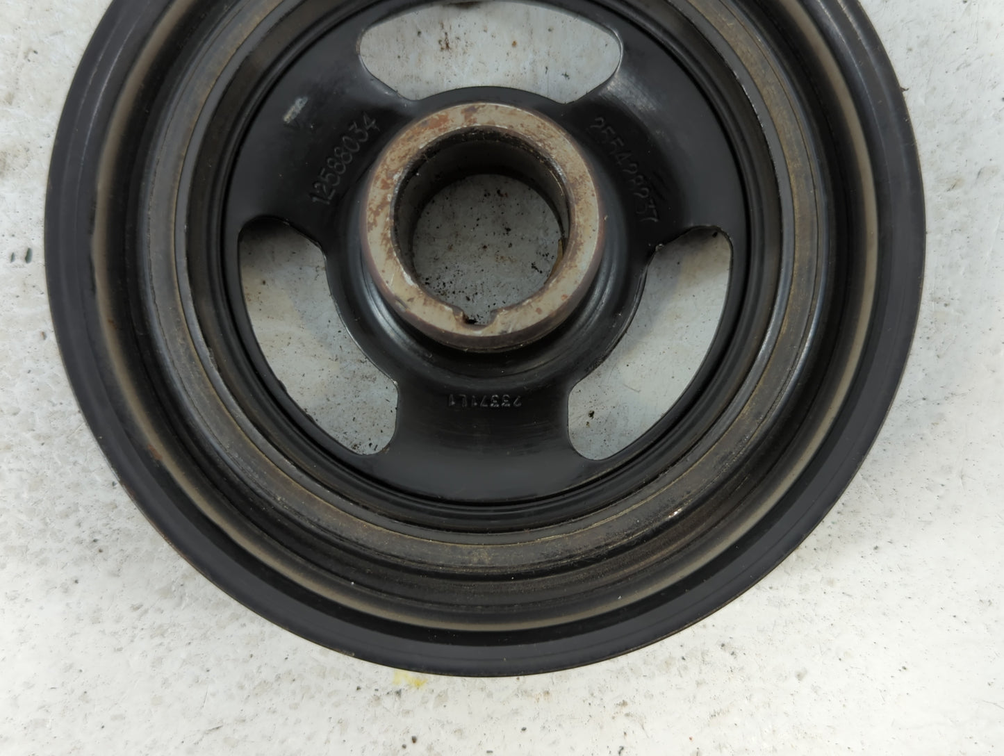 2008 Saturn Vue Crankshaft Pulley - Oemusedautoparts1.com