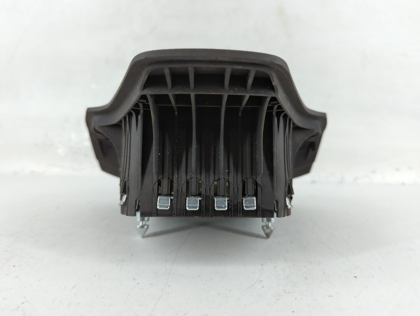 2008-2010 Saturn Vue Air Bag Driver Left Steering Wheel Mounted P/N:25878094 Fits Fits 2008 2010 OEM Used Auto Parts - Oemus