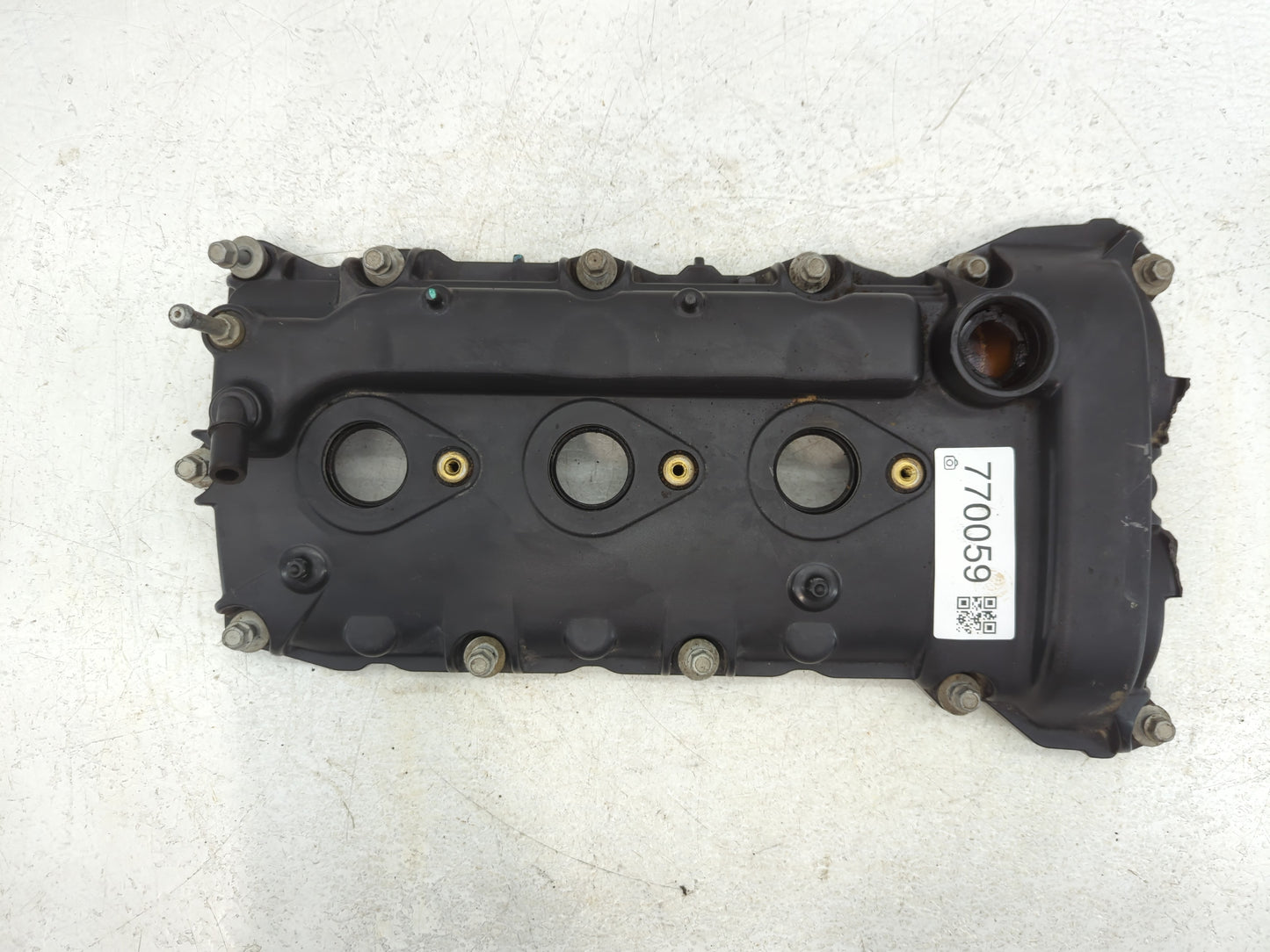 2008 Saturn Vue Driver Left Cylinder Head Valve Cover Fits OEM Used Auto Parts - Oemusedautoparts1.com