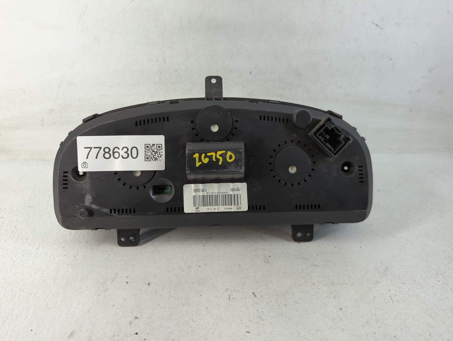 2008 Saturn Vue Instrument Cluster Speedometer Gauges P/N:5048859B1 071222, 25874885 Miles: Fits OEM Used Auto Parts - Oemus