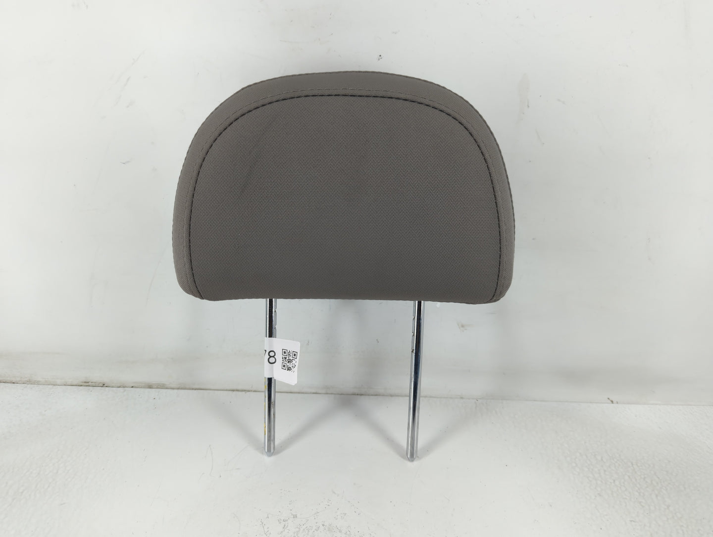 2008-2010 Saturn Vue Headrest Head Rest Front Driver Passenger Seat Fits Fits 2008 2009 2010 OEM Used Auto Parts - Oemusedau