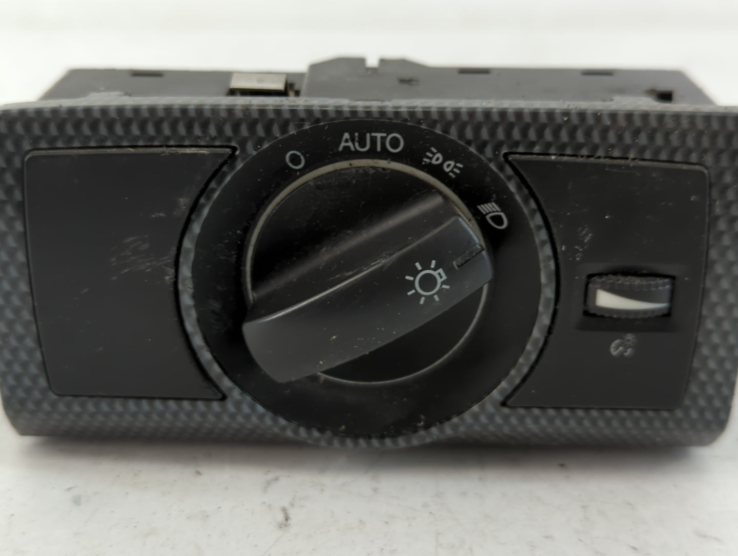 2008 Saturn Vue Headlight Head Light Switch Lamp Control 778763 - Oemusedautoparts1.com