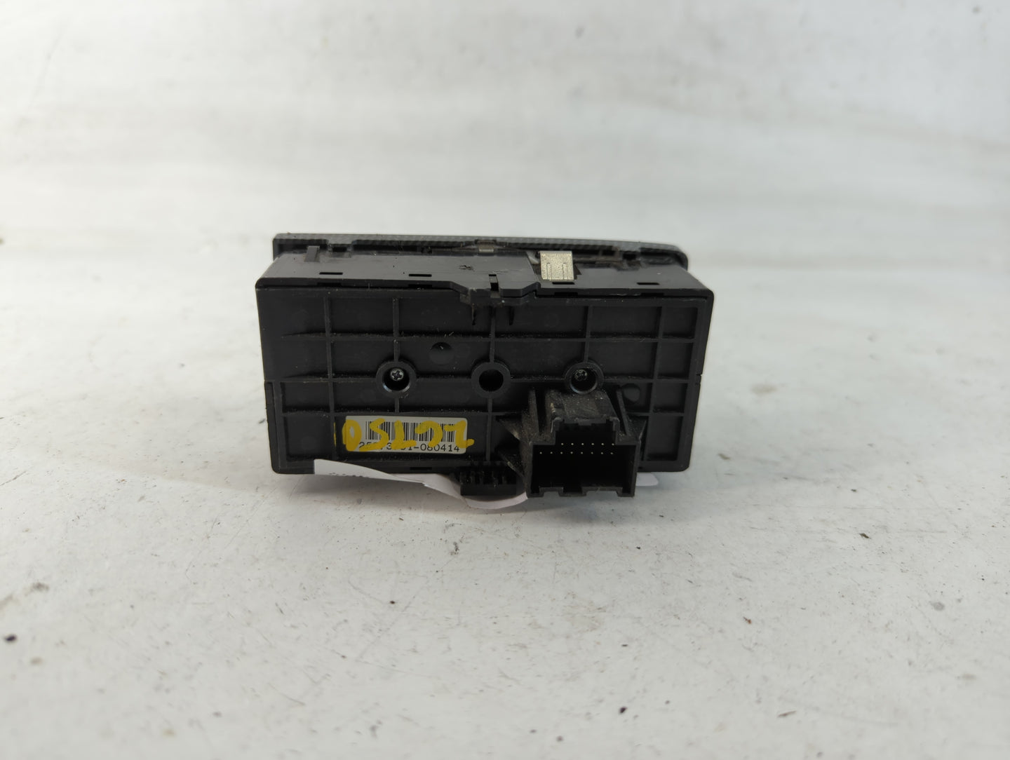 2008 Saturn Vue Headlight Head Light Switch Lamp Control 778763 - Oemusedautoparts1.com
