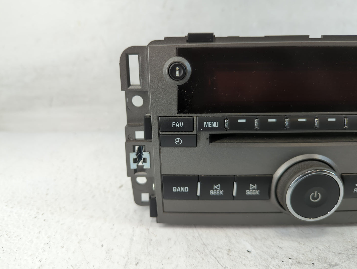 2008 Saturn Vue Radio AM FM Cd Player Receiver Replacement P/N:25956992 Fits OEM Used Auto Parts - Oemusedautoparts1.com
