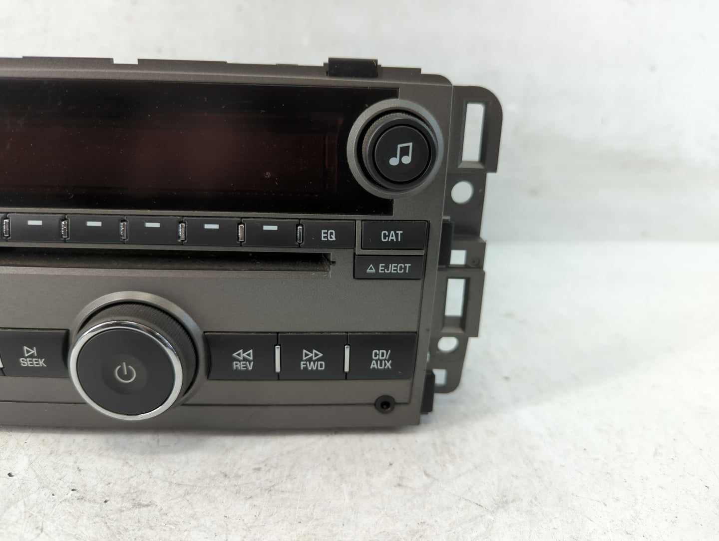2008 Saturn Vue Radio AM FM Cd Player Receiver Replacement P/N:25956992 Fits OEM Used Auto Parts - Oemusedautoparts1.com