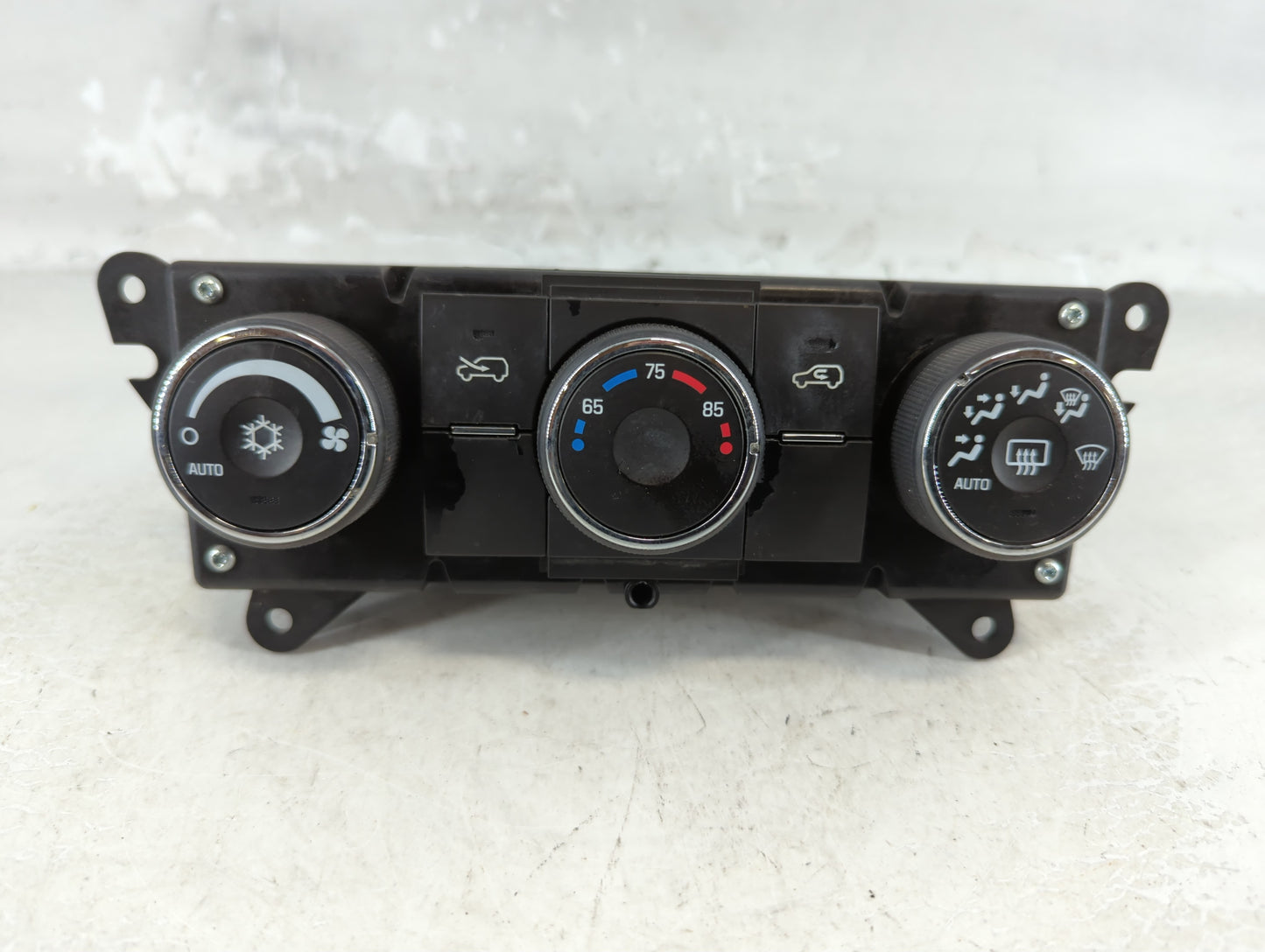 2008 Saturn Vue Climate Control Module Temperature AC/Heater Replacement Fits OEM Used Auto Parts - Oemusedautoparts1.com