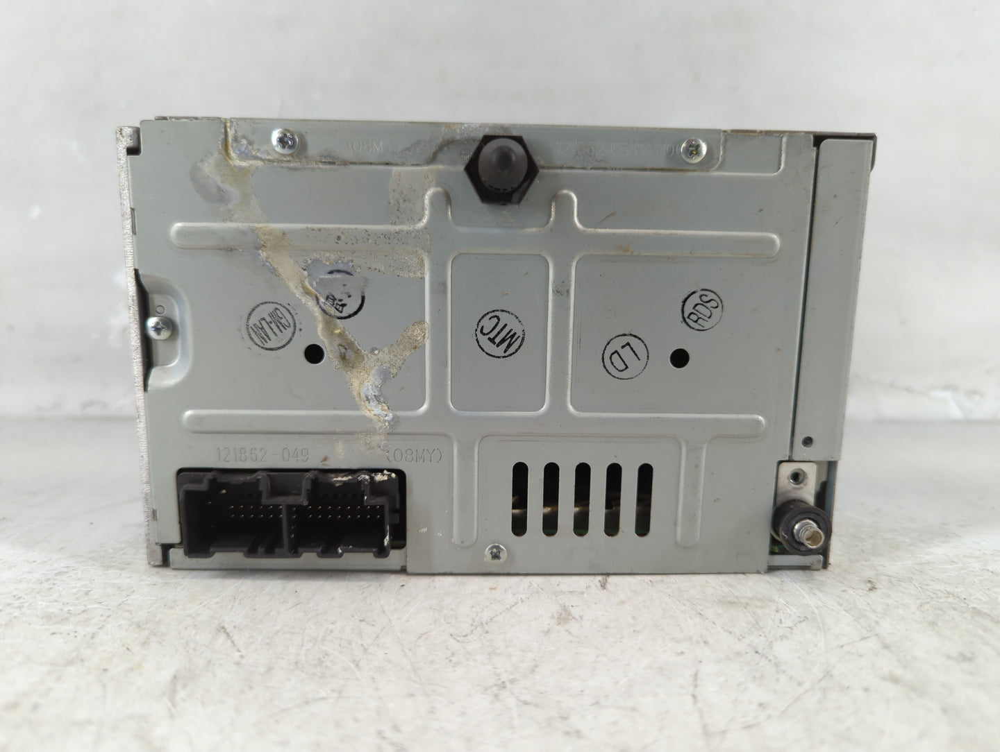 2008-2009 Saturn Vue Radio AM FM Cd Player Receiver Replacement P/N:25956992 Fits Fits 2008 2009 OEM Used Auto Parts - Oemus