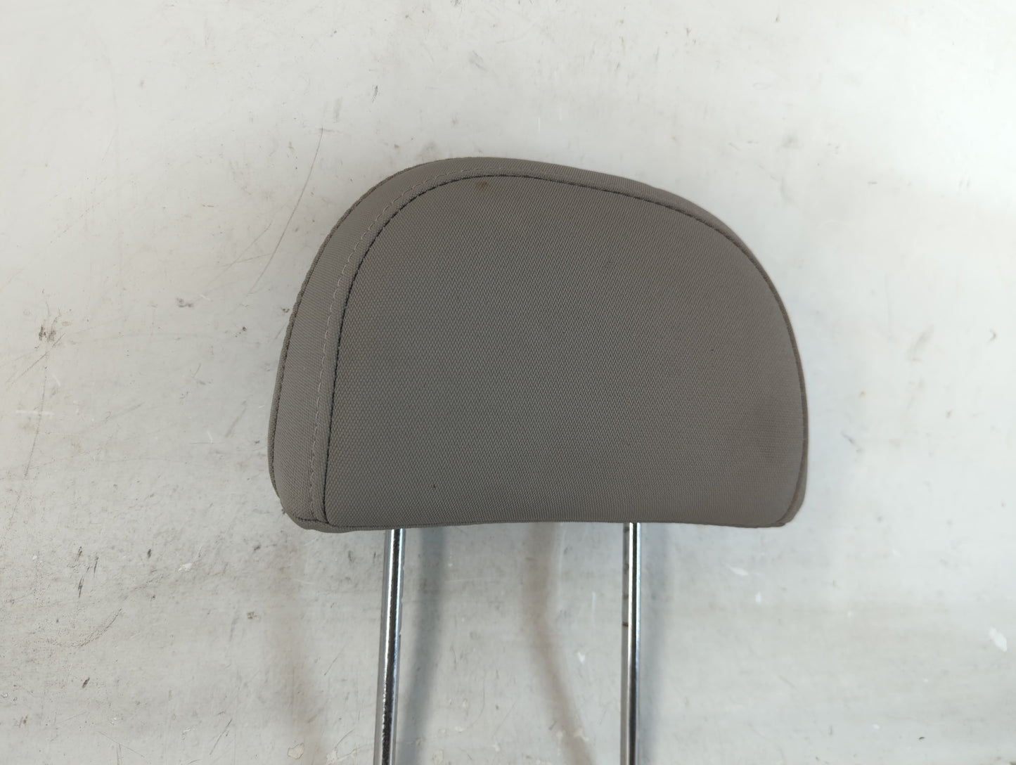 2008 Saturn Vue Headrest Head Rest Front Driver Passenger Seat Fits OEM Used Auto Parts - Oemusedautoparts1.com