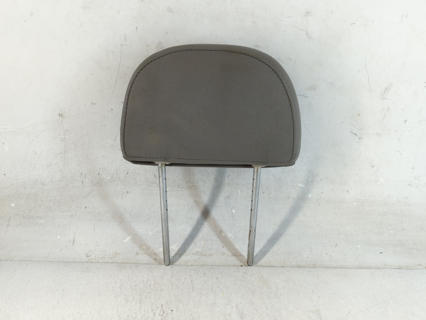 2008 Saturn Vue Headrest Head Rest Front Driver Passenger Seat Fits OEM Used Auto Parts - Oemusedautoparts1.com