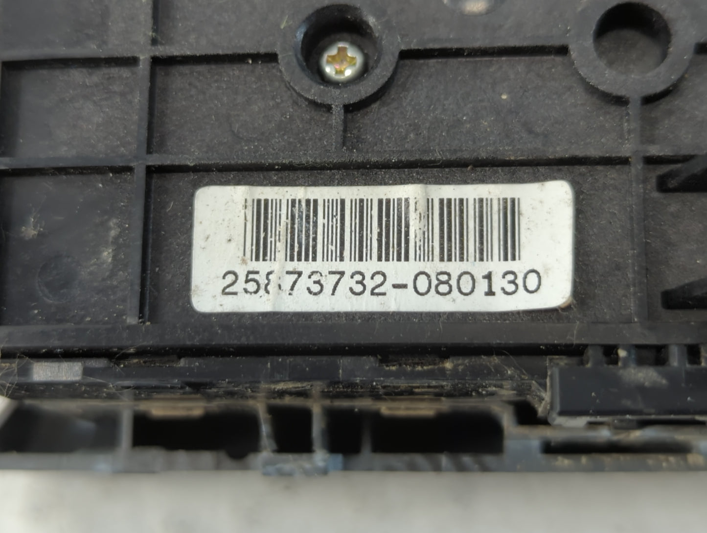 2008 Saturn Vue Headlight Head Light Switch Lamp Control - Oemusedautoparts1.com