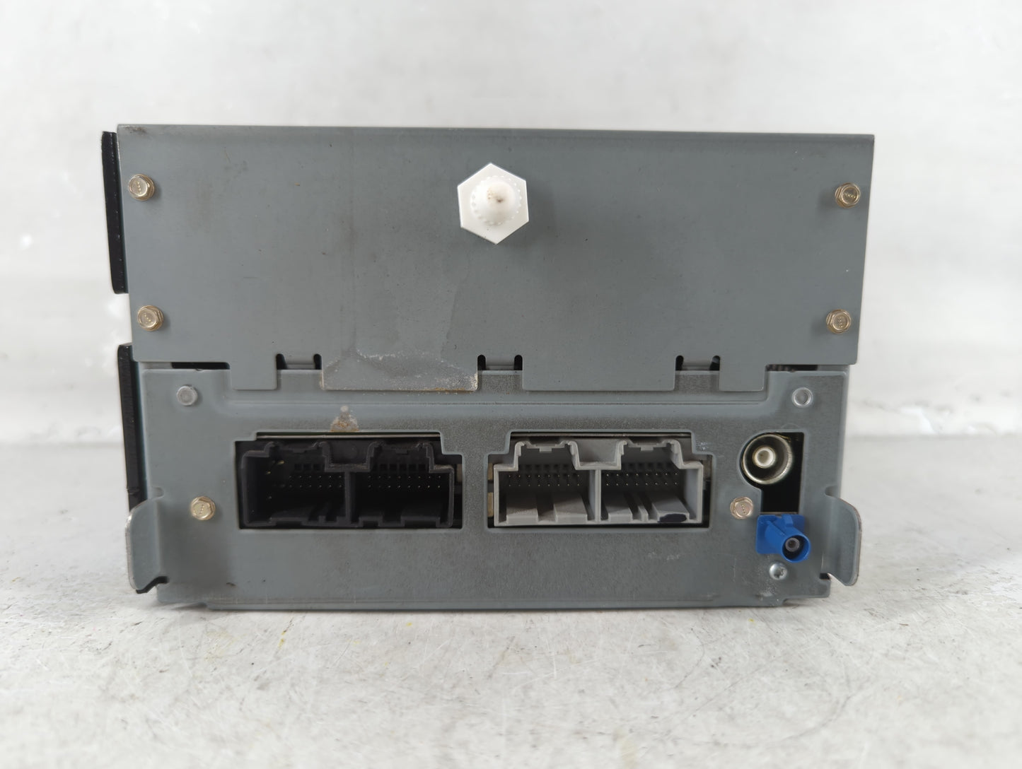 2008-2009 Saturn Vue Radio AM FM Cd Player Receiver Replacement P/N:15942546 Fits Fits 2008 2009 OEM Used Auto Parts - Oemus