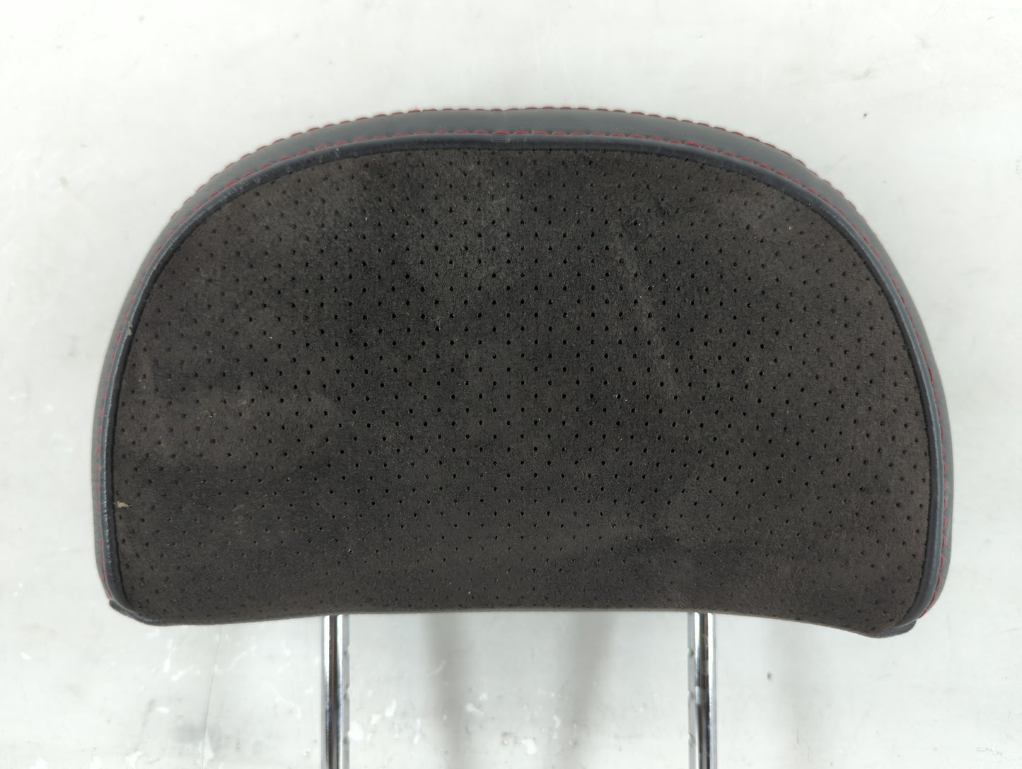 2008 Saturn Vue Headrest Head Rest Rear Seat Fits OEM Used Auto Parts - Oemusedautoparts1.com