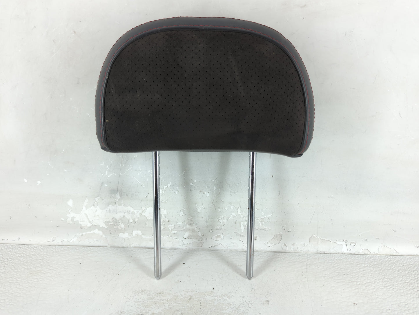 2008 Saturn Vue Headrest Head Rest Rear Seat Fits OEM Used Auto Parts - Oemusedautoparts1.com
