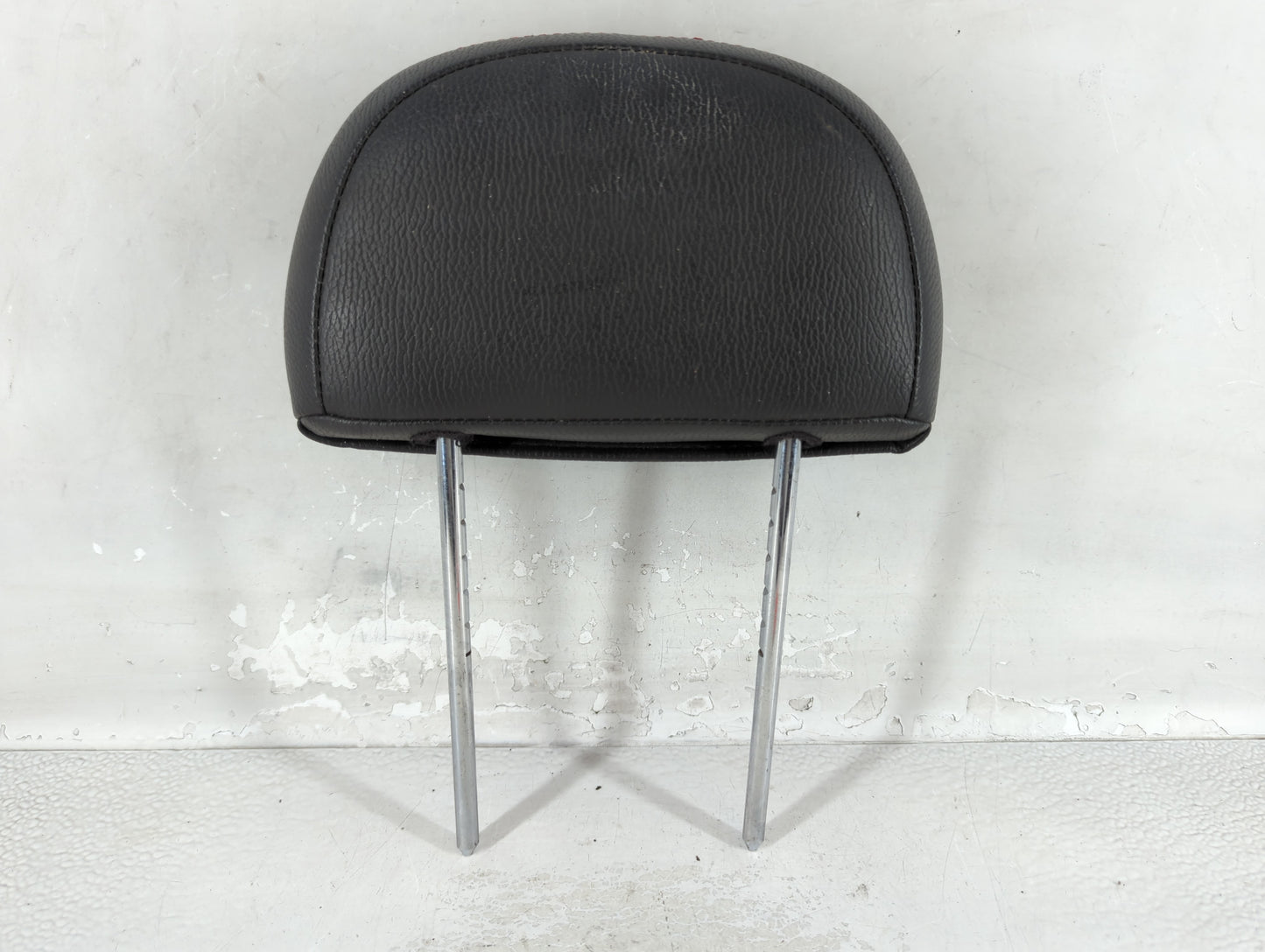2008 Saturn Vue Headrest Head Rest Rear Seat Fits OEM Used Auto Parts - Oemusedautoparts1.com