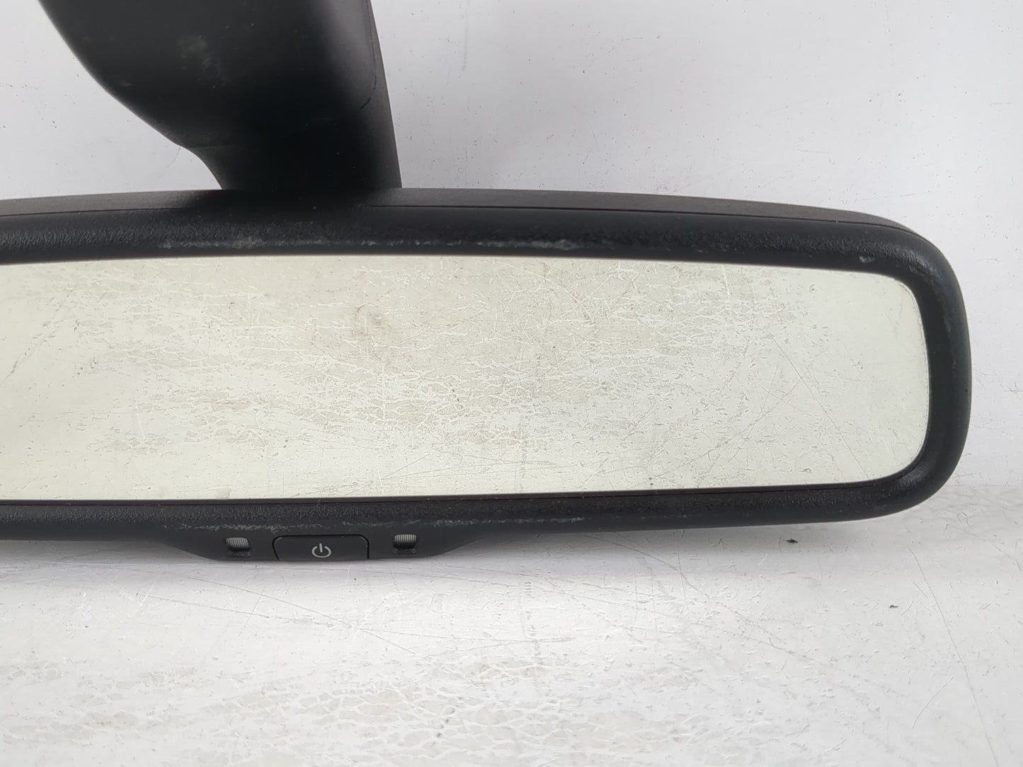 2008 Saturn Vue Interior Rear View Mirror Replacement OEM P/N:96623516 E11026002 Fits OEM Used Auto Parts - Oemusedautoparts