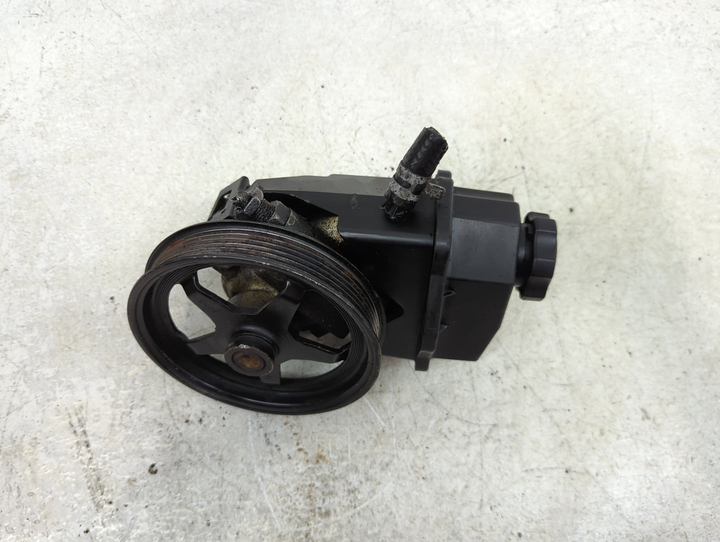 2008-2010 Saturn Vue Power Steering Column Pump Oem - Oemusedautoparts1.com