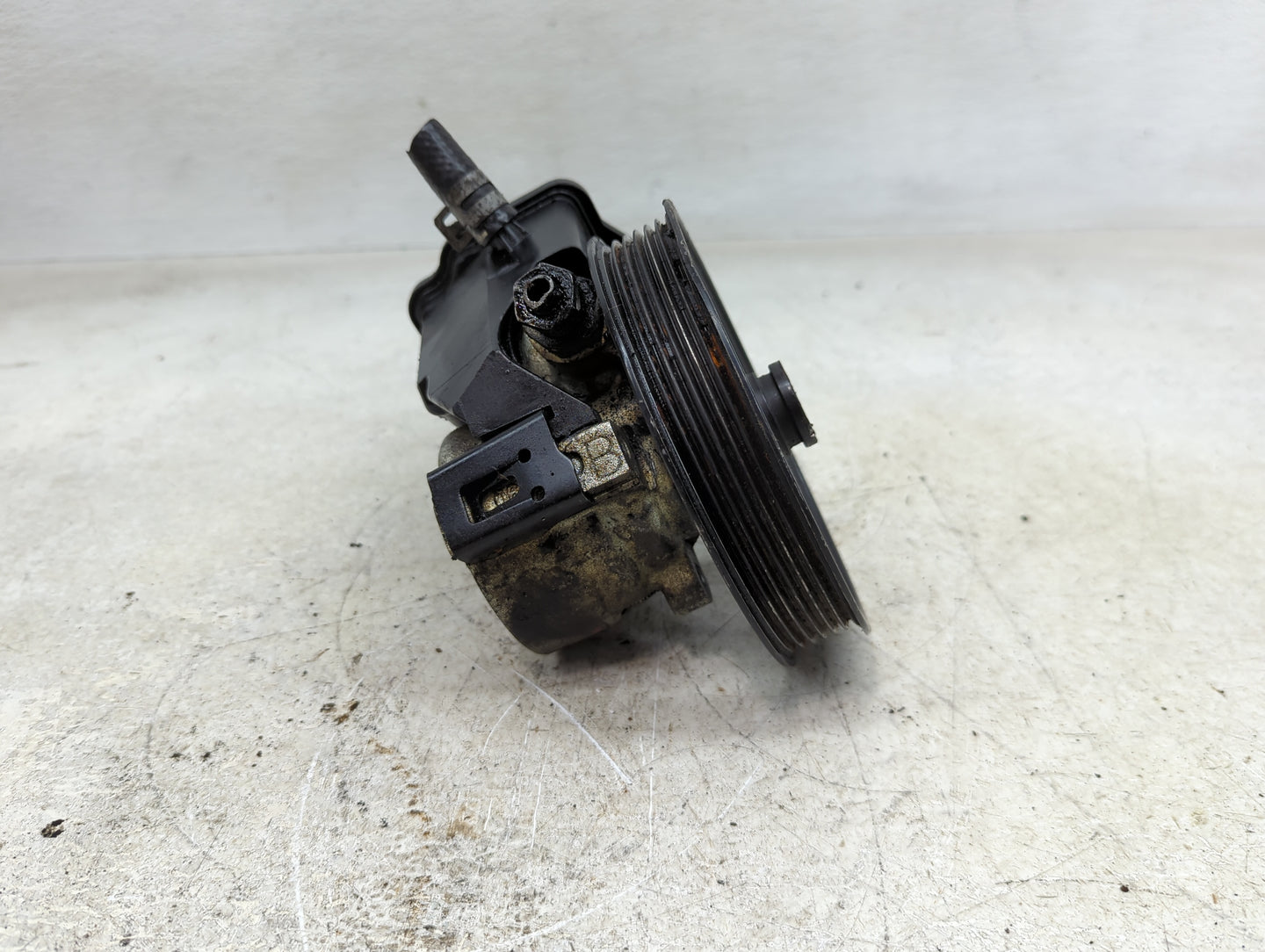 2008-2010 Saturn Vue Power Steering Column Pump Oem - Oemusedautoparts1.com