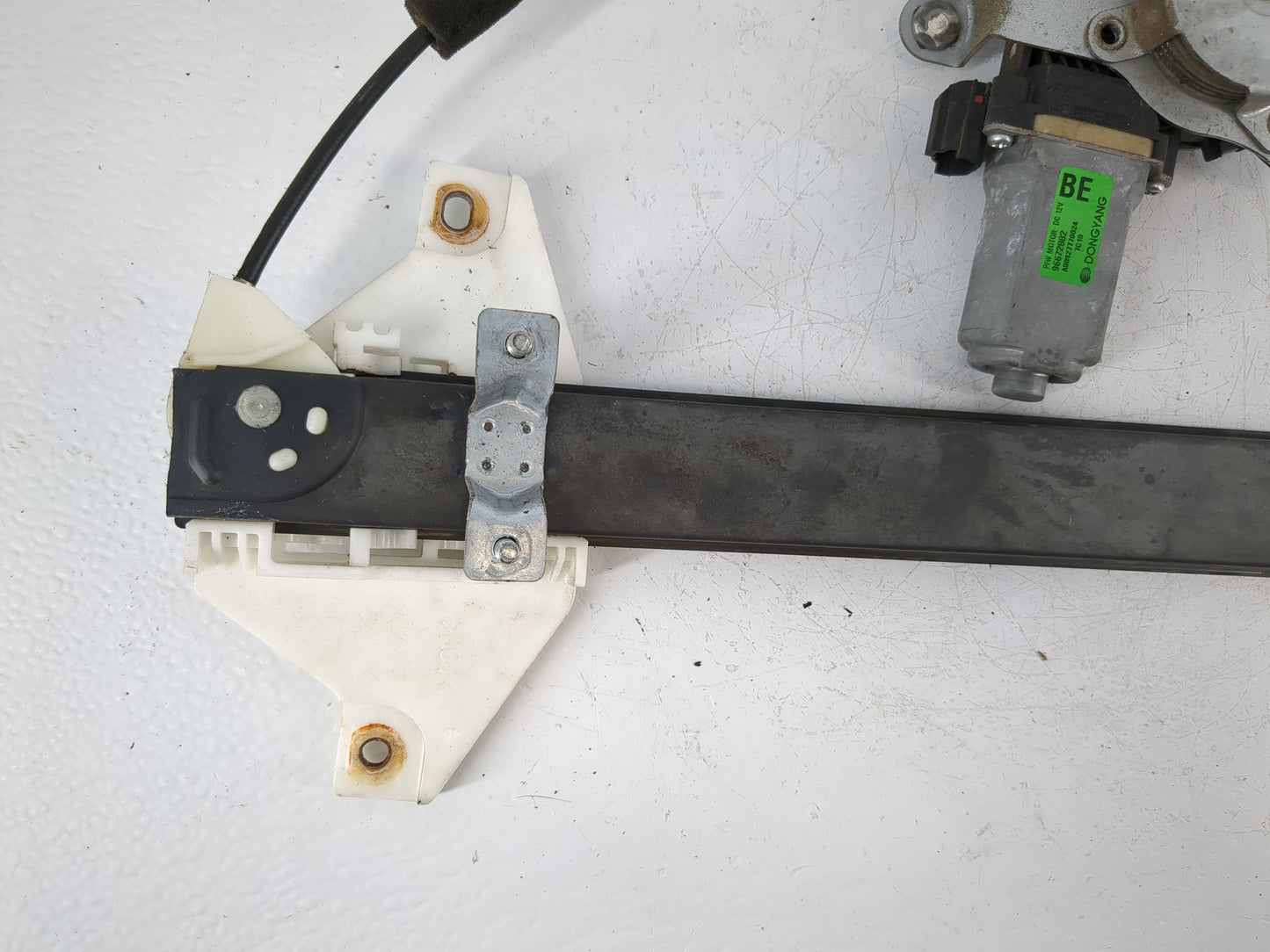 2008-2010 Saturn Vue Driver Front Left Power Window Motor - Oemusedautoparts1.com