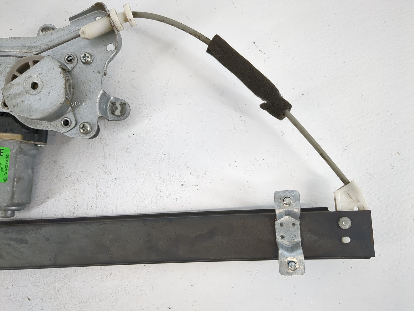 2008-2010 Saturn Vue Driver Front Left Power Window Motor - Oemusedautoparts1.com