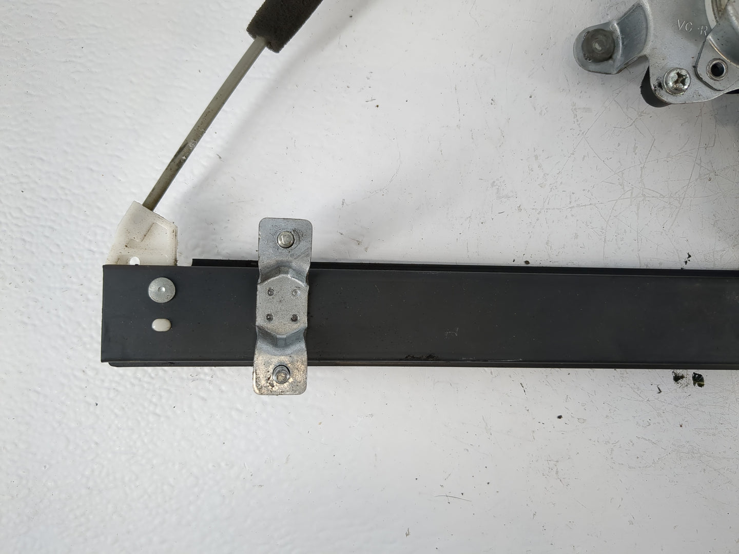 2008-2010 Saturn Vue Driver Front Left Power Window Motor - Oemusedautoparts1.com