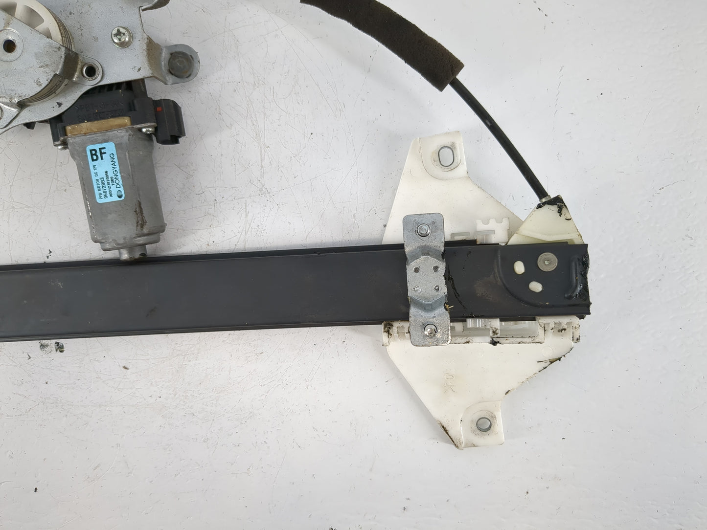 2008-2010 Saturn Vue Driver Front Left Power Window Motor - Oemusedautoparts1.com