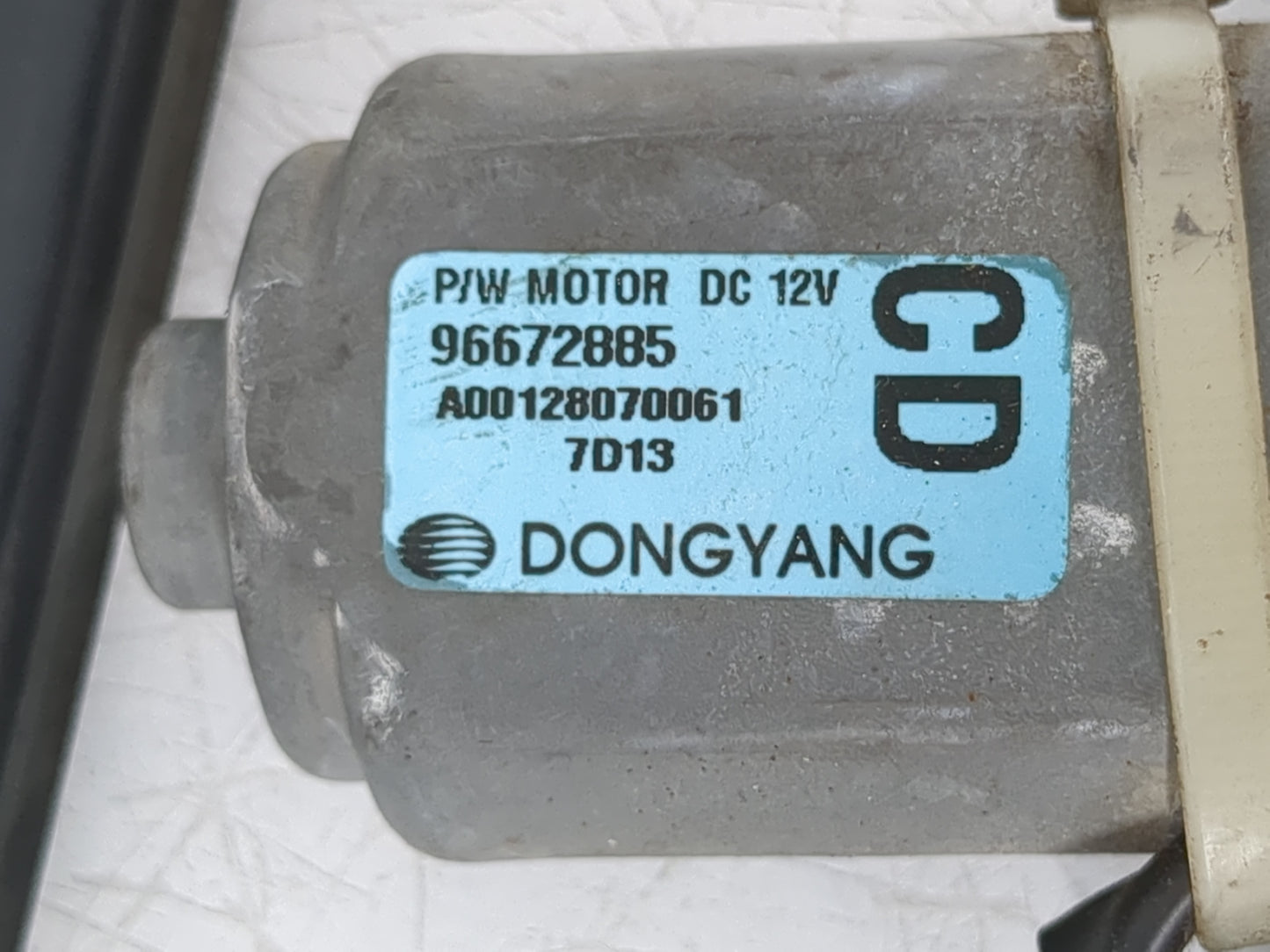 2008-2010 Saturn Vue Passenger Rear Right Power Window Motor - Oemusedautoparts1.com