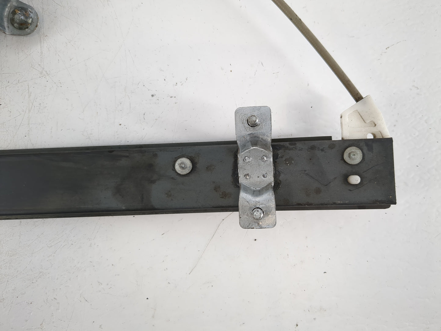 2008-2010 Saturn Vue Driver Rear Left Power Window Motor - Oemusedautoparts1.com