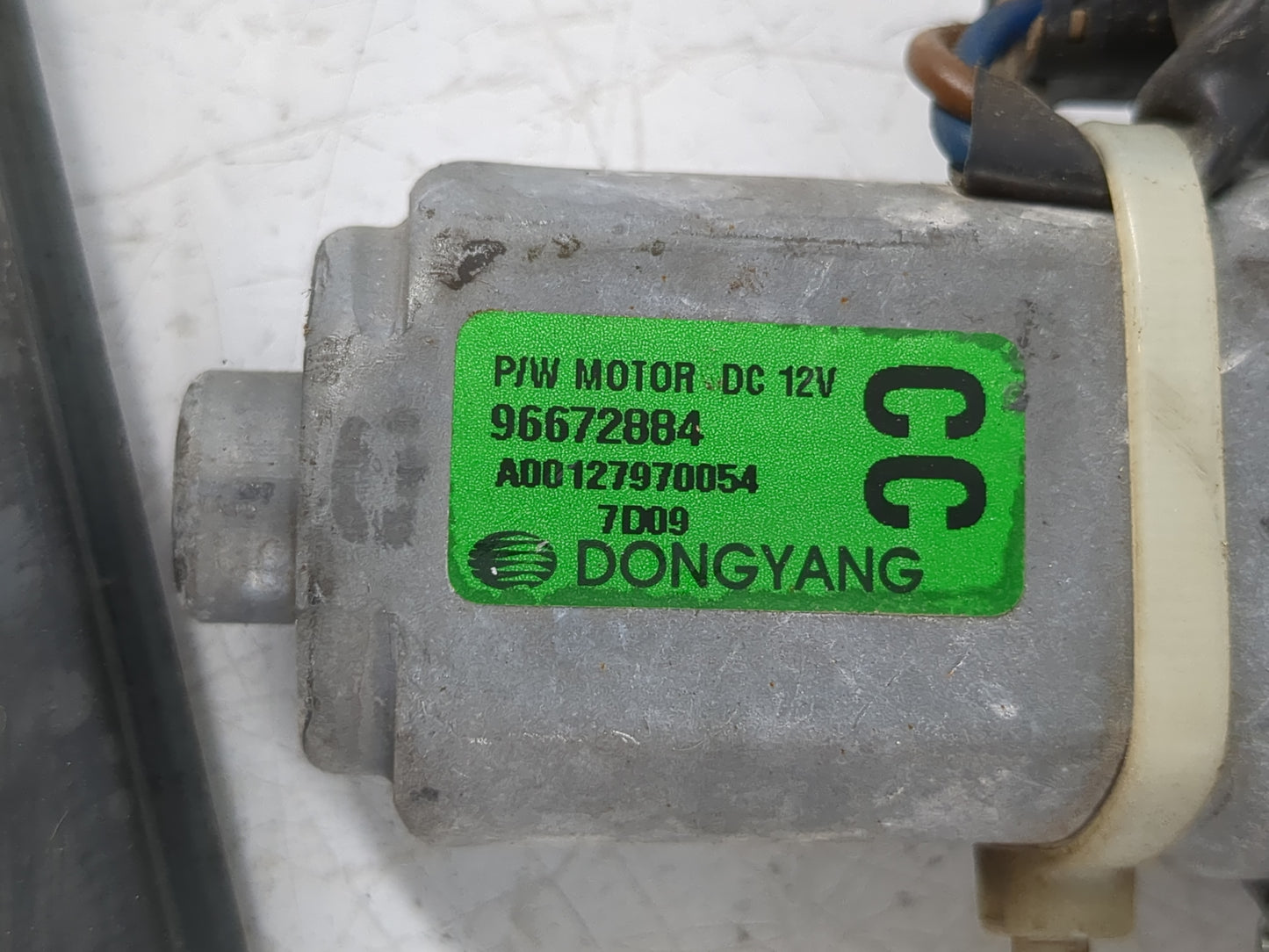 2008-2010 Saturn Vue Driver Rear Left Power Window Motor - Oemusedautoparts1.com
