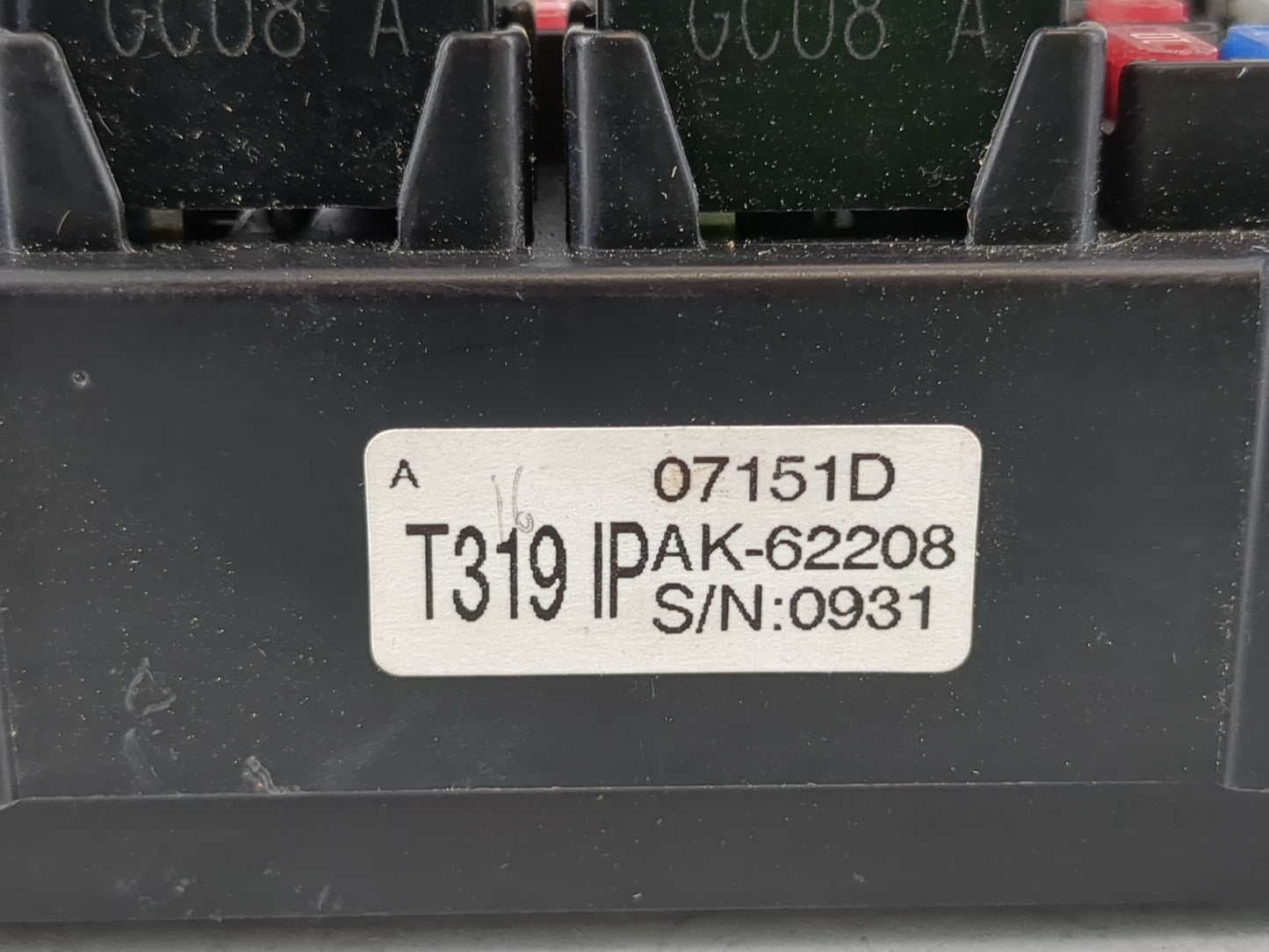 2008-2010 Saturn Vue Body Control Module Bcm Inner Cabin Fuse Box - Oemusedautoparts1.com