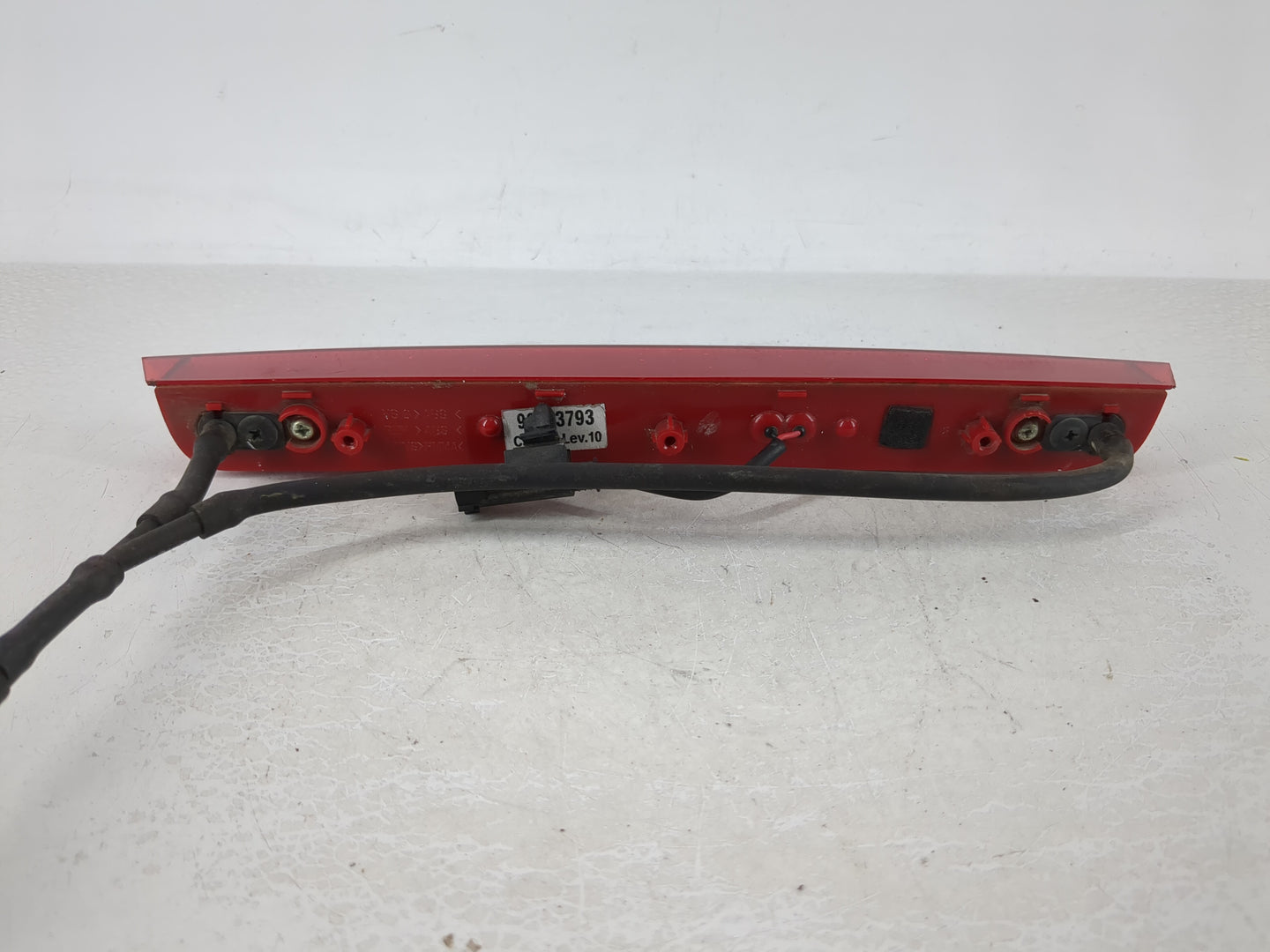 2008 Saturn Vue Driver Left Side Tail Light Taillight Deck Lid Mounted - Oemusedautoparts1.com