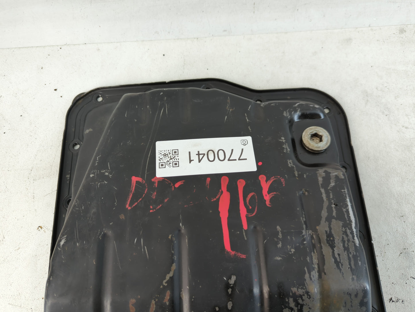 2005-2010 Scion Tc Engine Oil Pan Fits Fits 2001 2002 2003 2004 2005 2006 2007 2008 2009 2010 2011 2012 2013 OEM Used Auto P