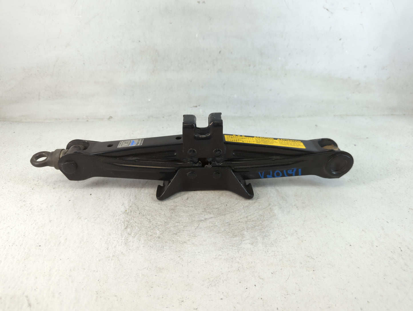 2008 Scion Tc Spare Scissor Car Jack - Oemusedautoparts1.com