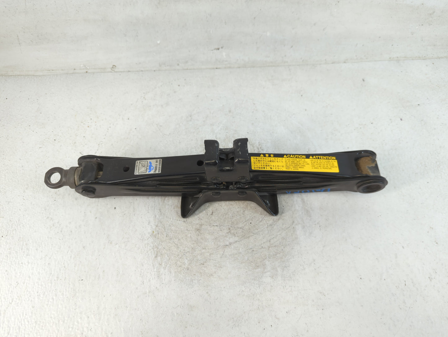 2008 Scion Tc Spare Scissor Car Jack - Oemusedautoparts1.com