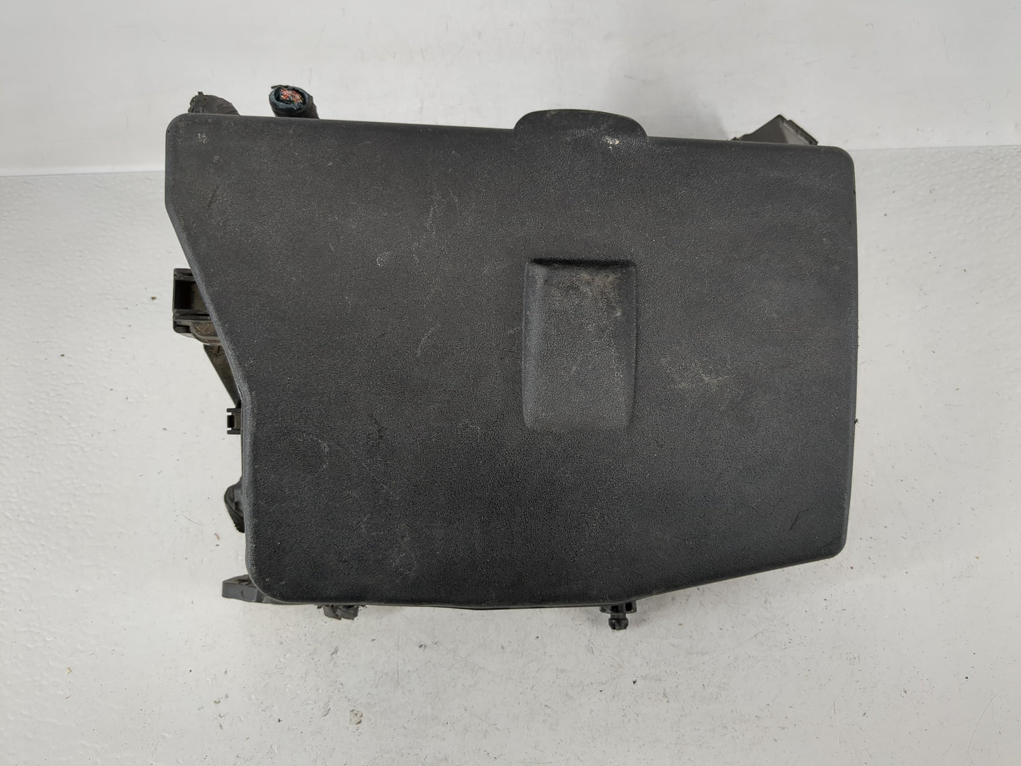 2008-2015 Scion Xb Fusebox Fuse Box Panel Relay Module P/N:82662-12450 Fits Fits 2008 2009 2010 2011 2012 2013 2014 2015 OEM