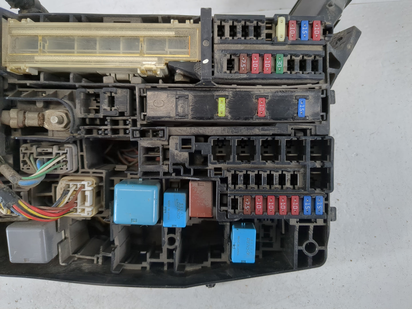 2008-2015 Scion Xb Fusebox Fuse Box Panel Relay Module P/N:82662-12450 Fits Fits 2008 2009 2010 2011 2012 2013 2014 2015 OEM