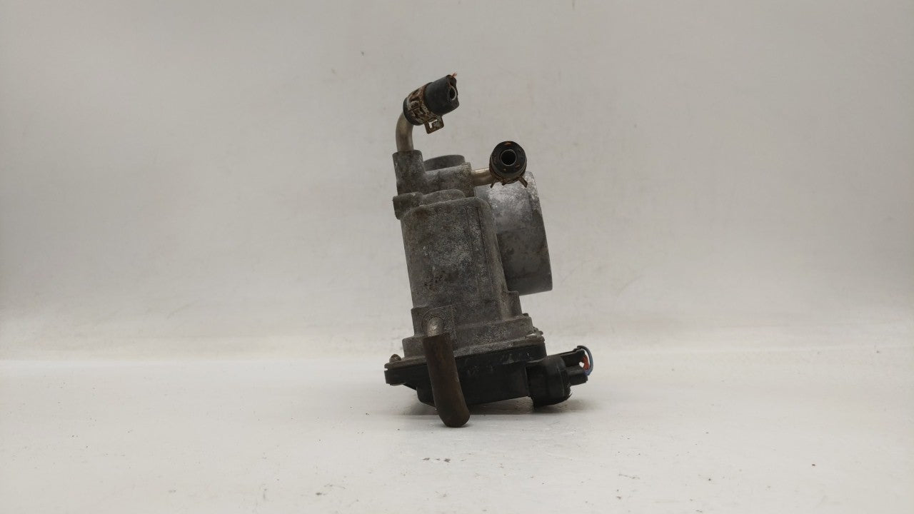 2008-2015 Scion Xb Throttle Body P/N:22030-28071 22030-28070 Fits Fits 2006 2007 2008 2009 2010 2011 2012 2013 2014 2015 OEM