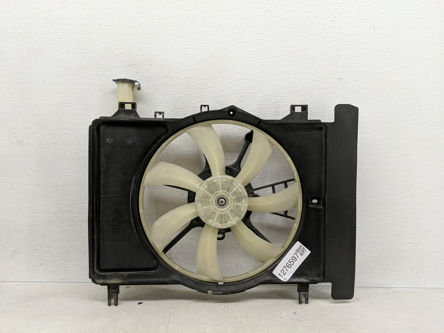 2008-2014 Scion Xd Electric Radiator Cooling Fan Motor Assembly P/N:168000-9130 Fits Fits 2008 2009 2010 2011 2012 2013 2014