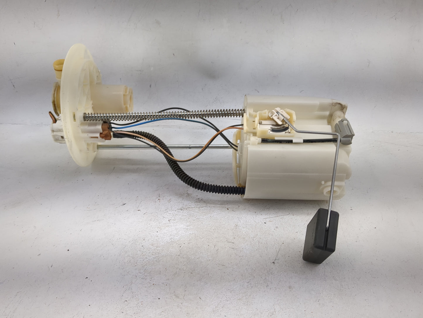 2008-2014 Scion Xd Electrical Gas Fuel Pump Assembly - Oemusedautoparts1.com