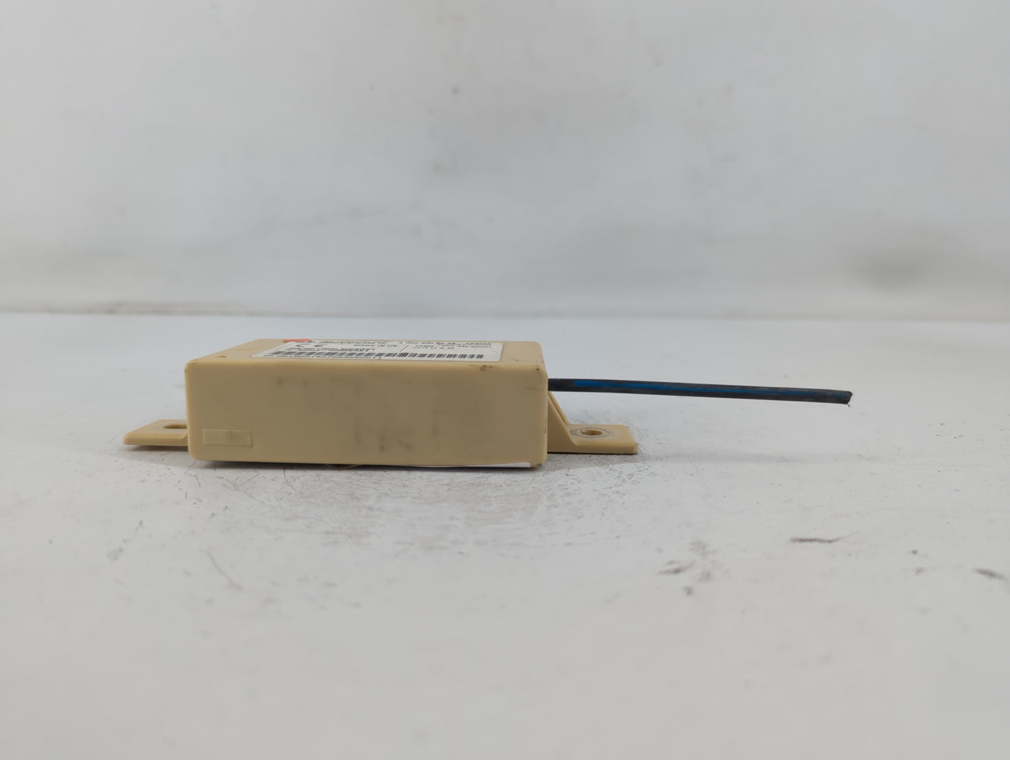 2008-2016 Smart Fortwo Body Control Module Bcm Inner Cabin Fuse Box - Oemusedautoparts1.com