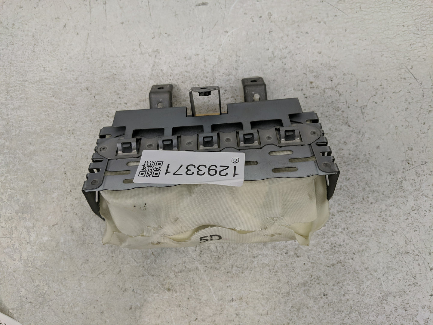 2006-2008 Subaru Forester Air Bag Passenger Right Dashboard OEM P/N:98271SA030ML Fits Fits 2006 2007 2008 OEM Used Auto Part