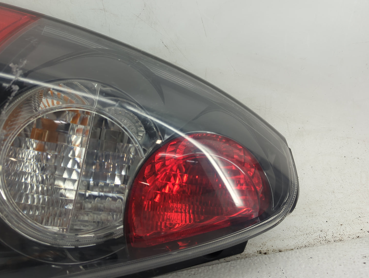 2008 Subaru Forester Tail Light Assembly Driver Left OEM Fits OEM Used Auto Parts - Oemusedautoparts1.com