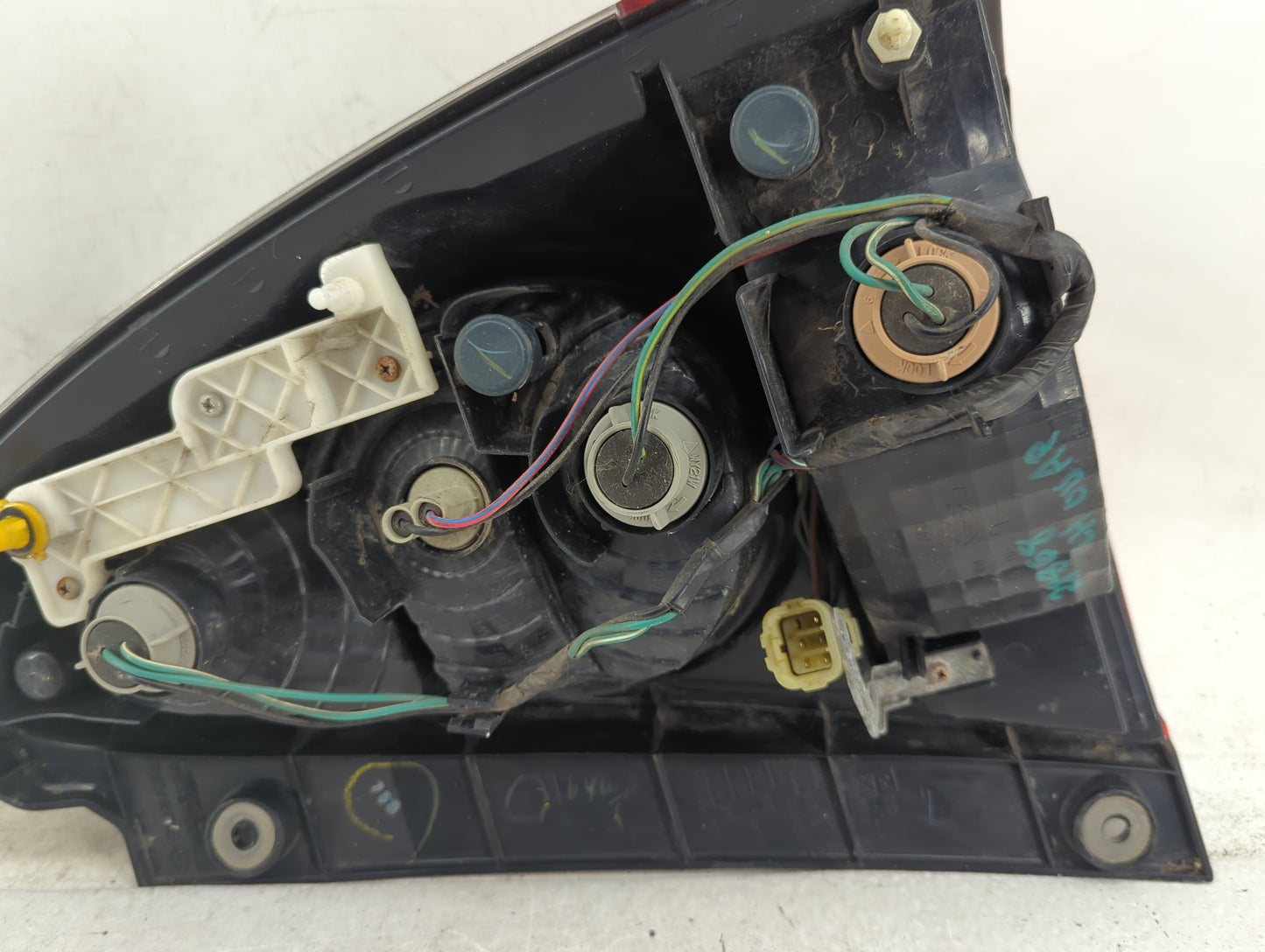 2008 Subaru Forester Tail Light Assembly Driver Left OEM Fits OEM Used Auto Parts - Oemusedautoparts1.com