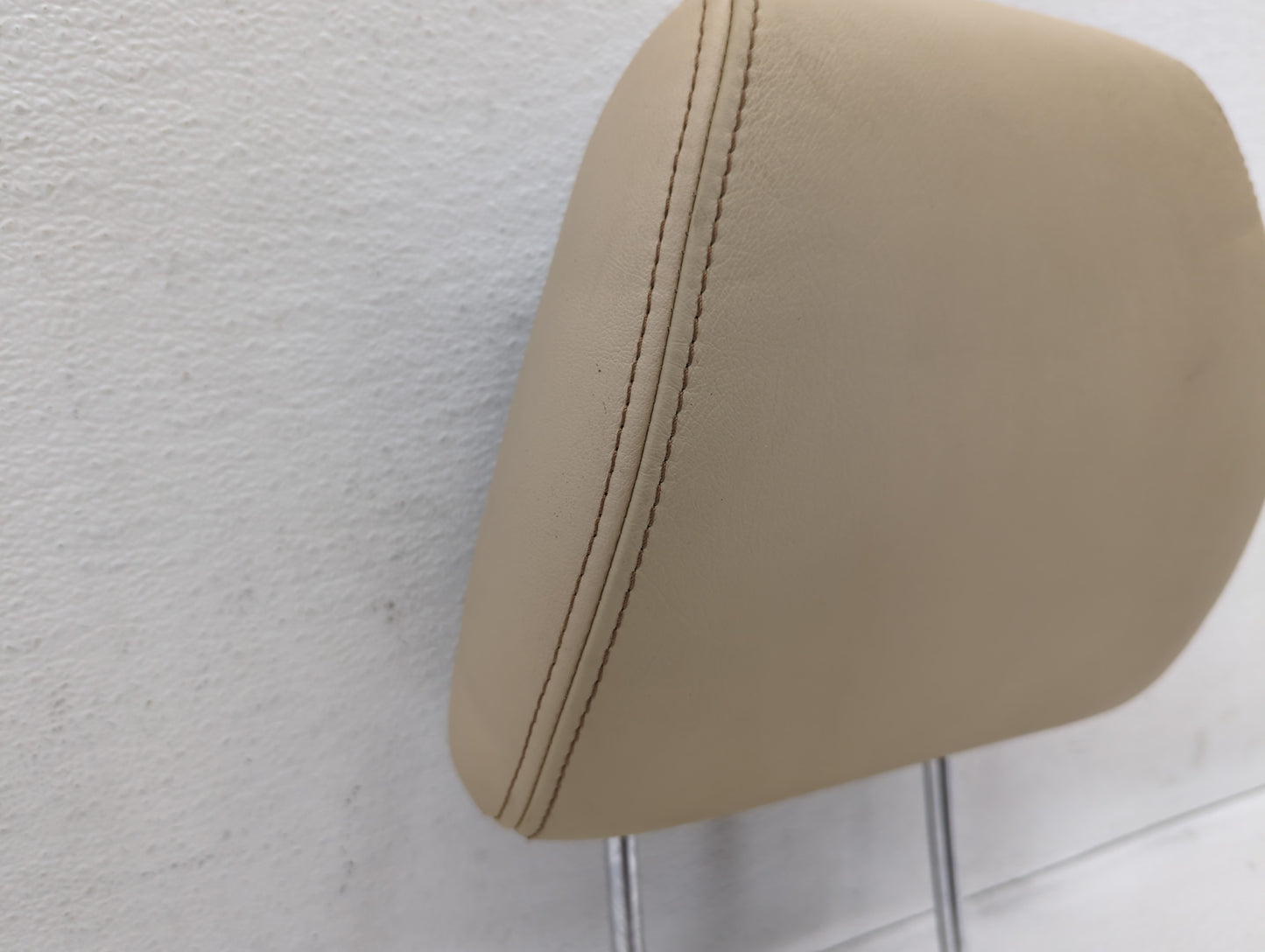 2008 Subaru Forester Headrest Head Rest Front Driver Passenger Seat Fits OEM Used Auto Parts - Oemusedautoparts1.com