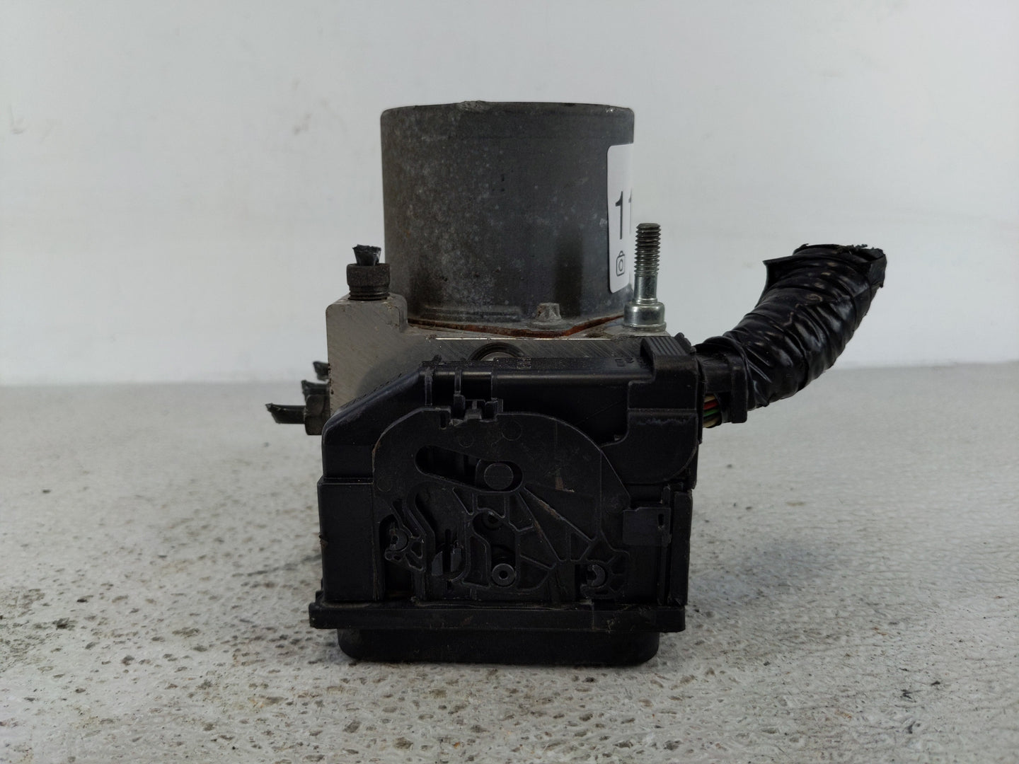 2008 Subaru Impreza ABS Pump Control Module Replacement P/N:0 265 232 081 Fits OEM Used Auto Parts - Oemusedautoparts1.com