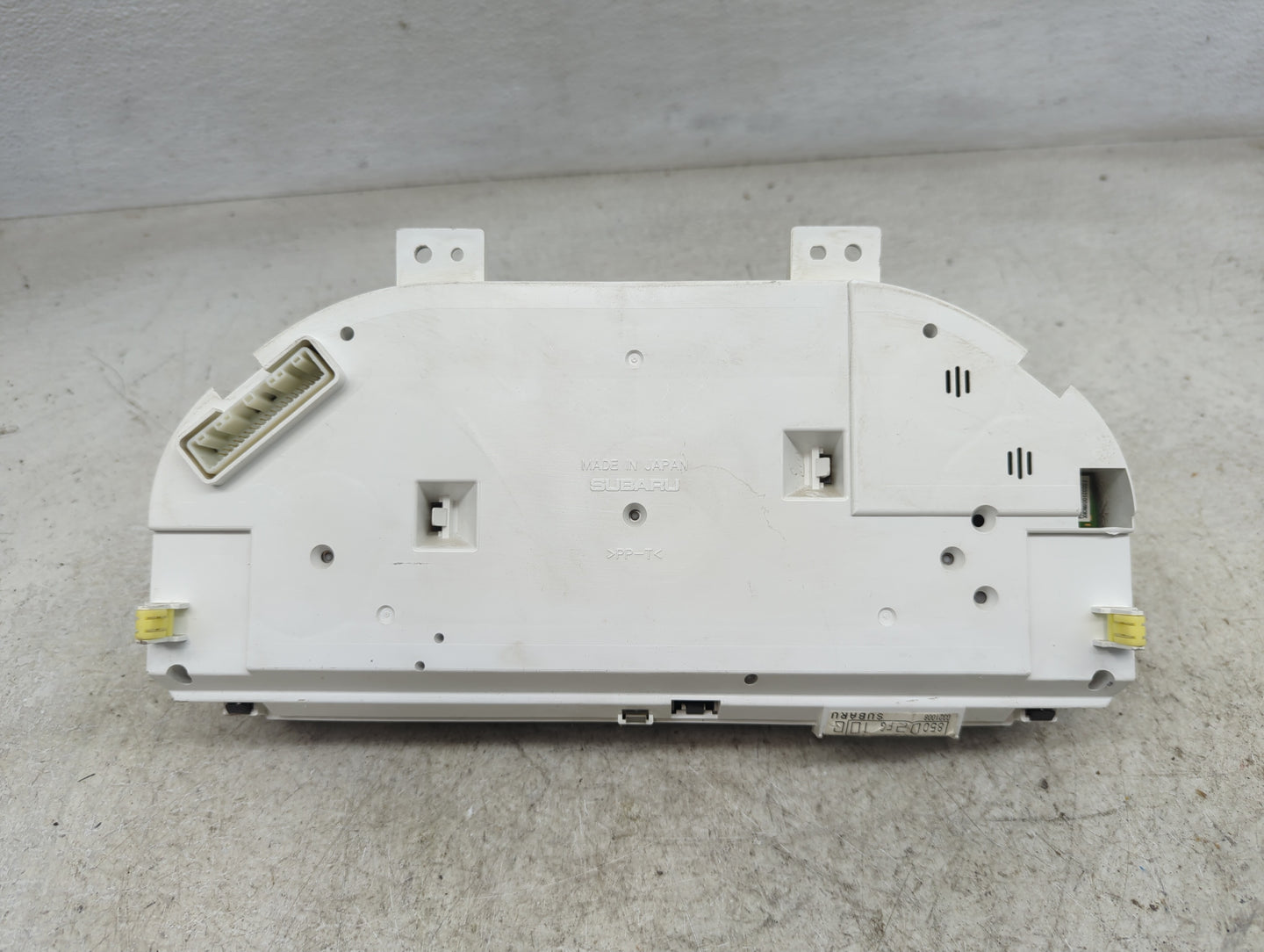 2008 Subaru Impreza Instrument Cluster Speedometer Gauges P/N:8502FG100 Miles:150K Fits OEM Used Auto Parts - Oemusedautopar