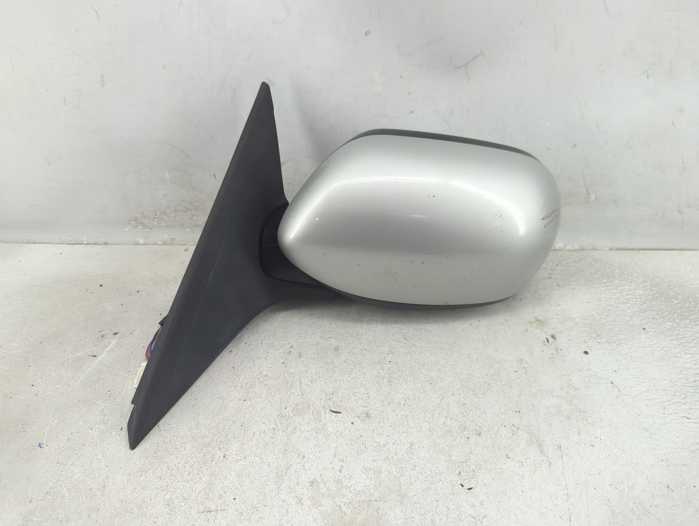 2008-2014 Subaru Impreza Driver Side View Mirror - Left Door Mirror OEM Used - Oemusedautoparts1.com